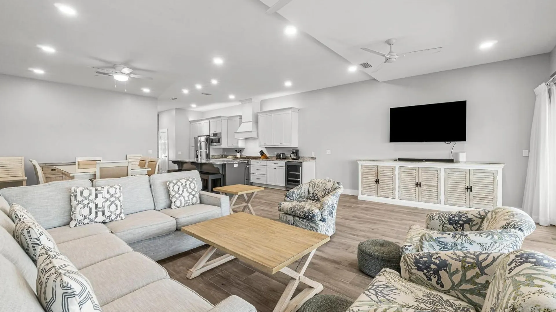 Beachside West Villa #2 By Emerald Coast Retreats Панама-Сити